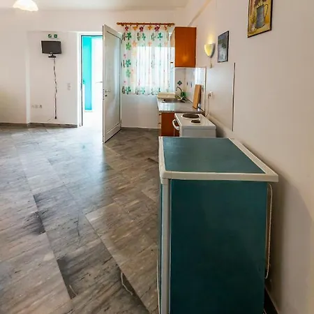Apartman Iris *